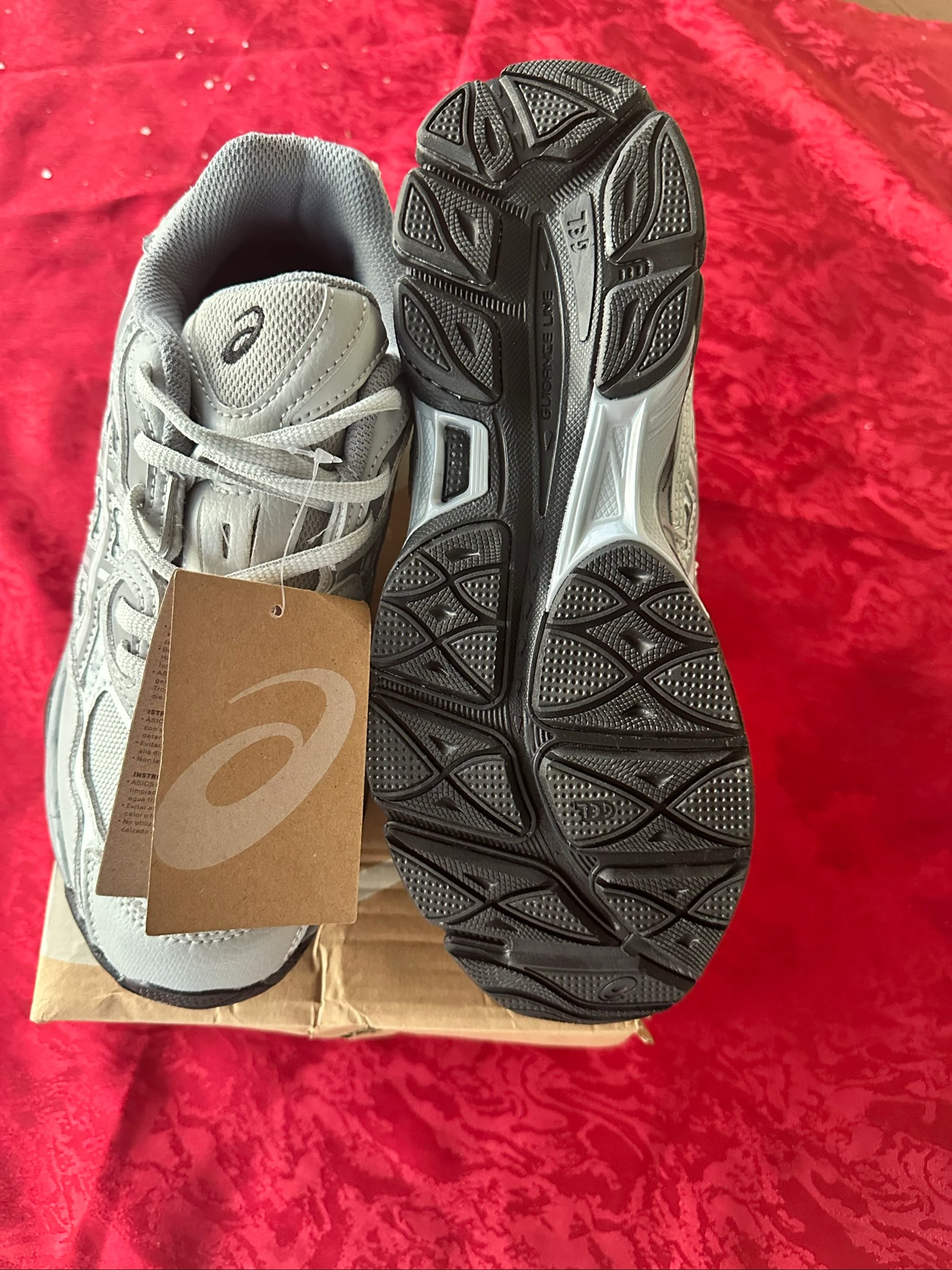 Chaussures asics taille 42  – photo 3
